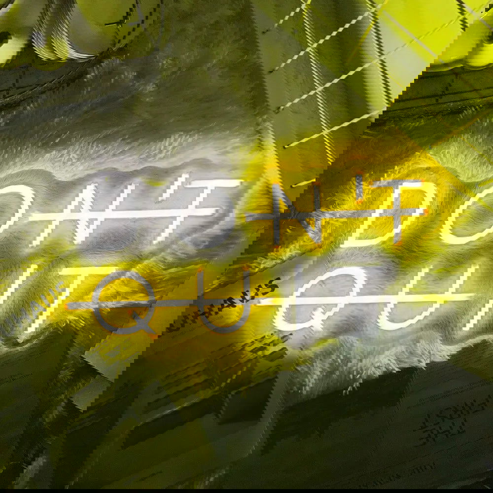 DON'T QUIT / DO IT Neon LED Wall Sign - Vivid Setups