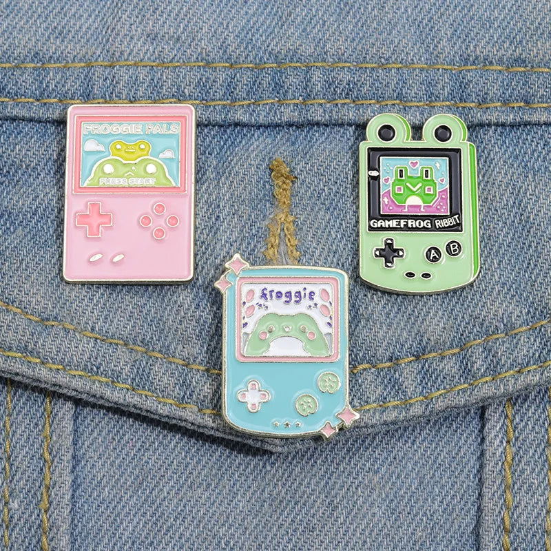 Gaming Themed Enamel Brooch Pin - Vivid Setups