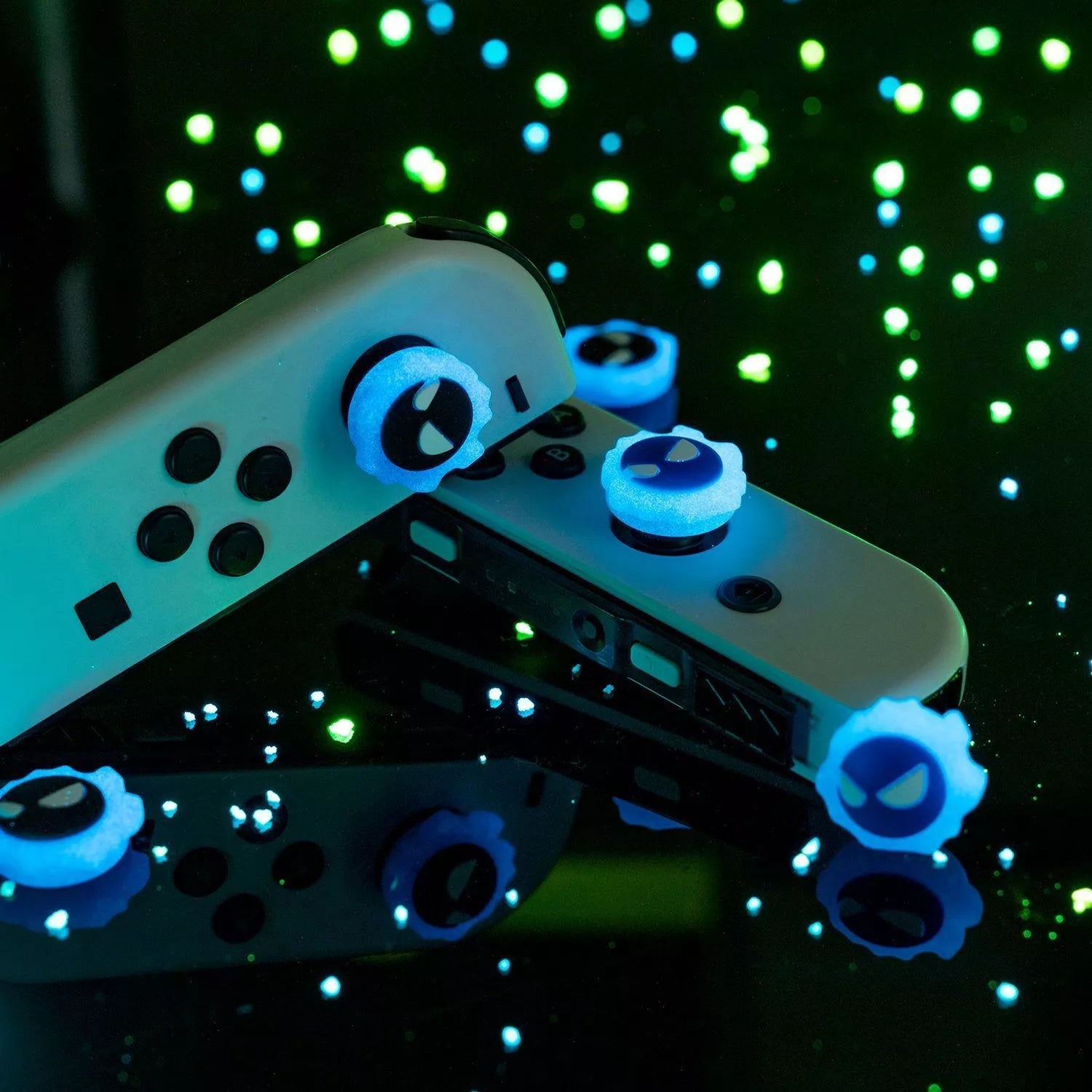 Glowing Nintendo Switch, Sony PlayStation & Xbox Thumb Grip Cap Covers - Vivid Setups