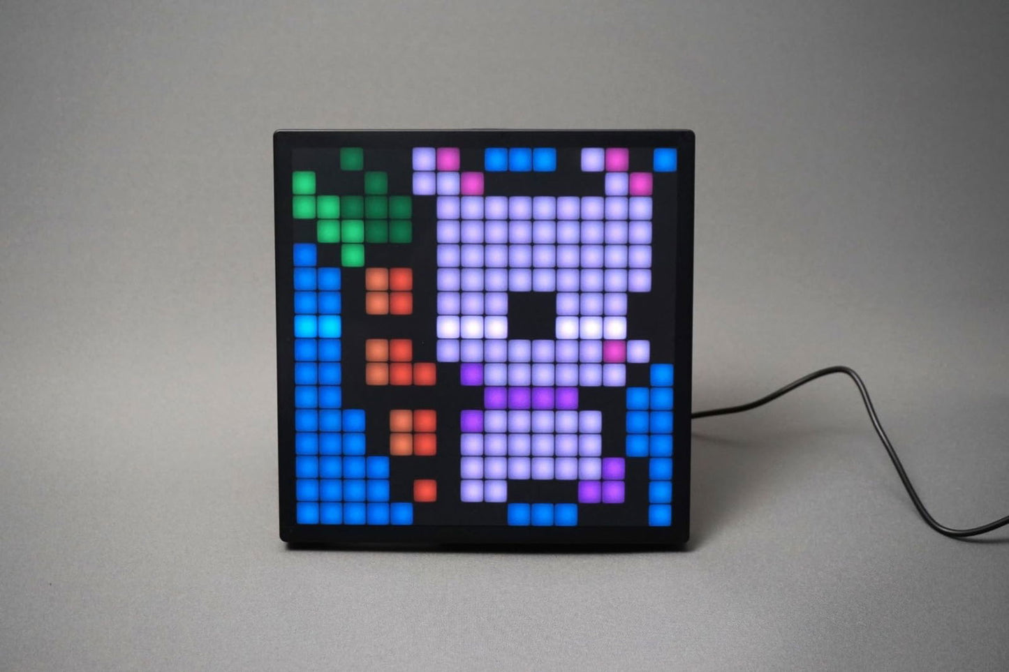 LED Pixel Art Display Desktop Screen - Vivid Setups